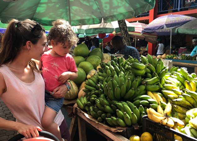 bananes marché seychelles mahé