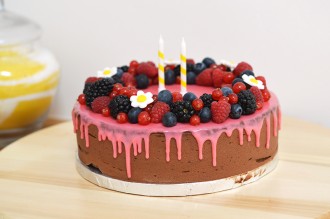 drip cake sans gluten chocolat fruits rouges